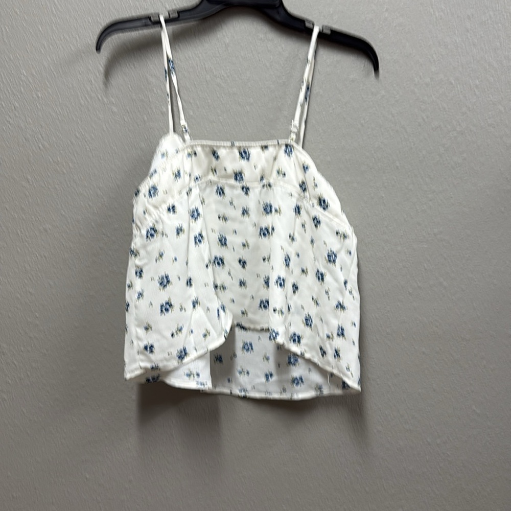 No Boundaries White Tie Front Sleeveless Camisole - Picture 2 of 4